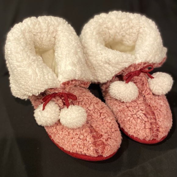 Women’s Sherpa Slippers Juicy Couture - Picture 5 of 14